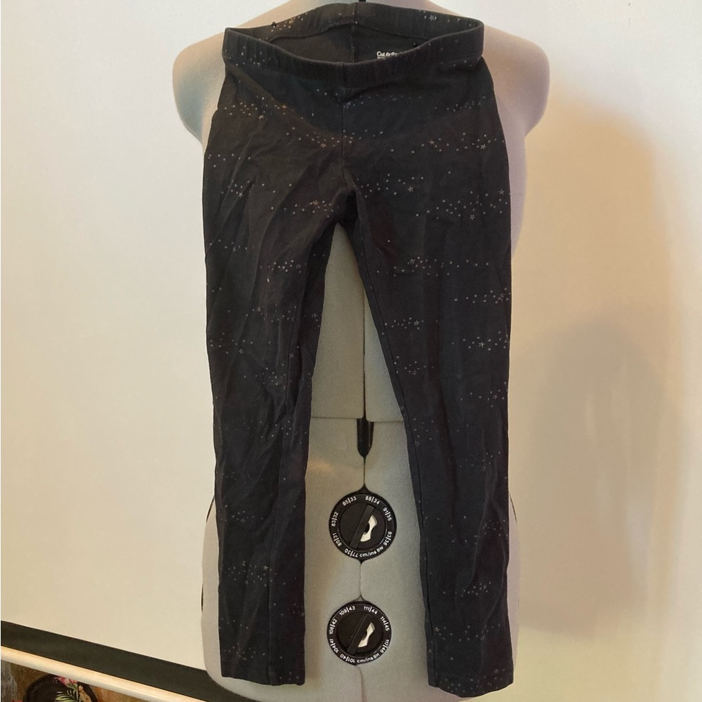 Black leggings with stars